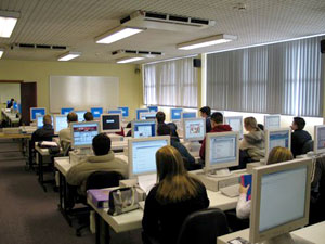 Live and learn in a modern computer class
